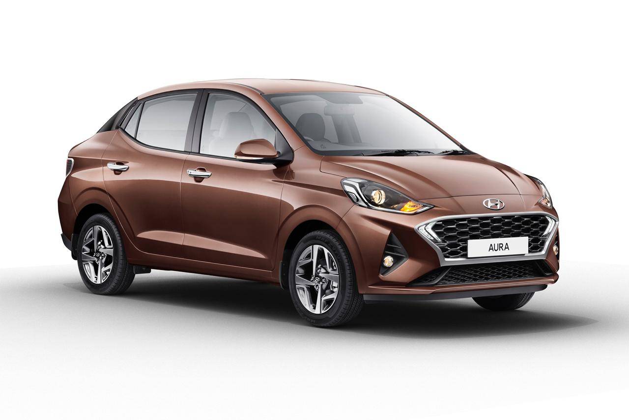 Hyundai launches bookings of Aura